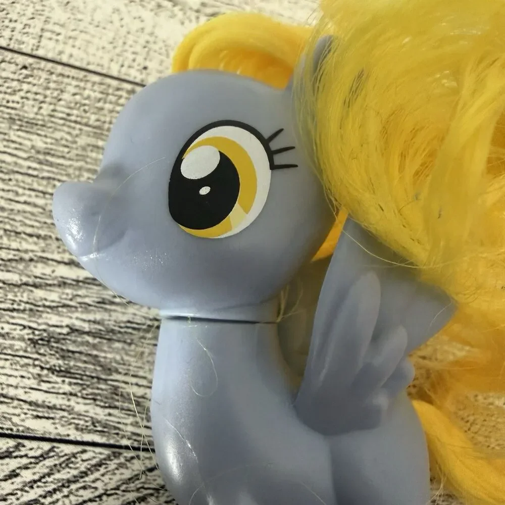 My Little Pony Derpy Hooves Muffin Brushable 3” G4 Pegasus Figure 2016 Rare!!